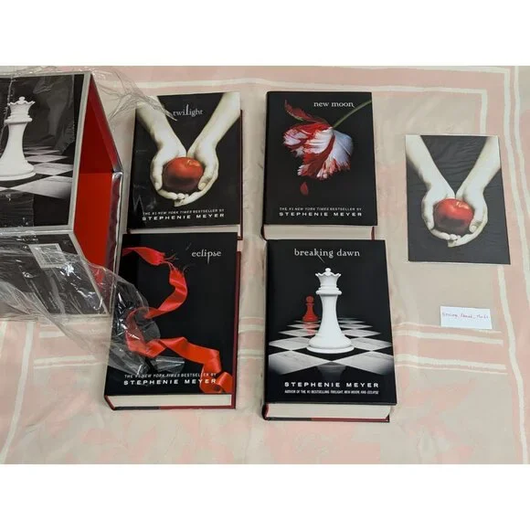 Signed The Twilight Saga Collection by Stephenie Meyer First Edition 1st Print - Picture 11 of 12